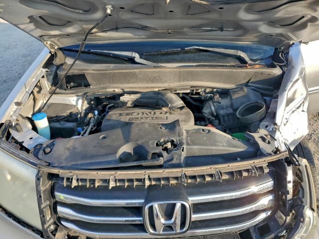 Honda Pilot Touring Image 10