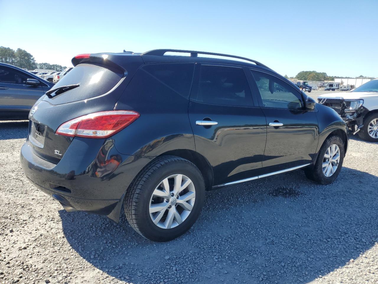 Nissan Murano S Image 2