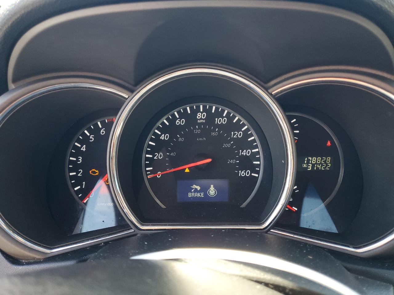 Nissan Murano S Image 5