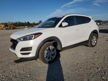 Salvage Hyundai TUCSON