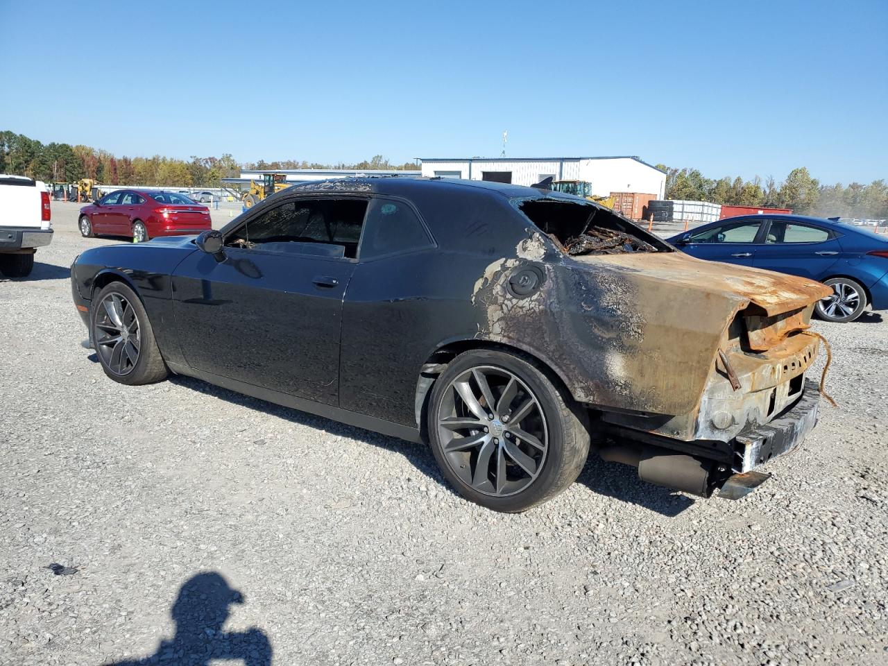 Dodge Challenger R/t Scat Pack Image 3