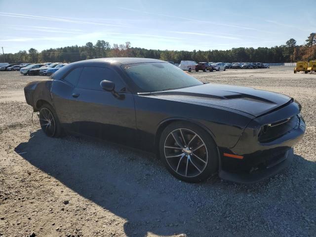 Dodge Challenger R/t Scat Pack Image 2