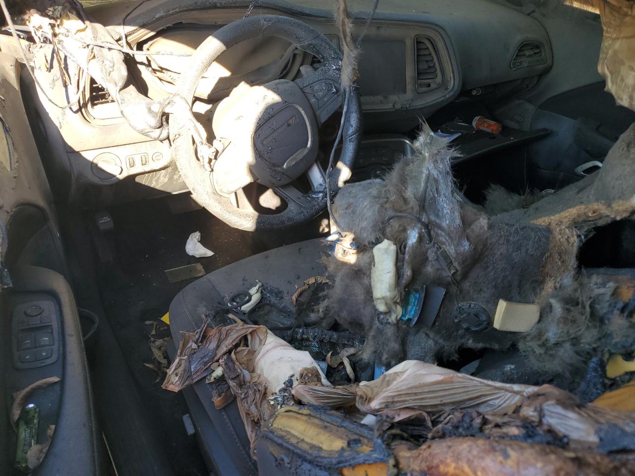 Dodge Challenger R/t Scat Pack Image 6