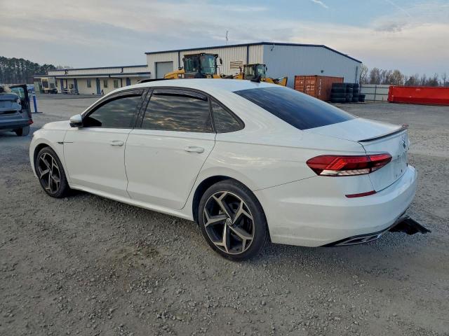 Volkswagen Passat R-line Image 5