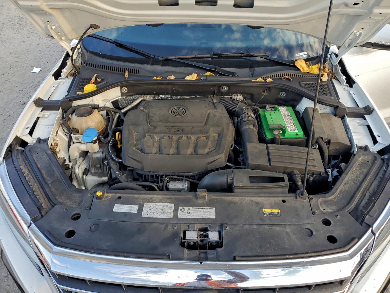 Volkswagen Passat R-line Image 10