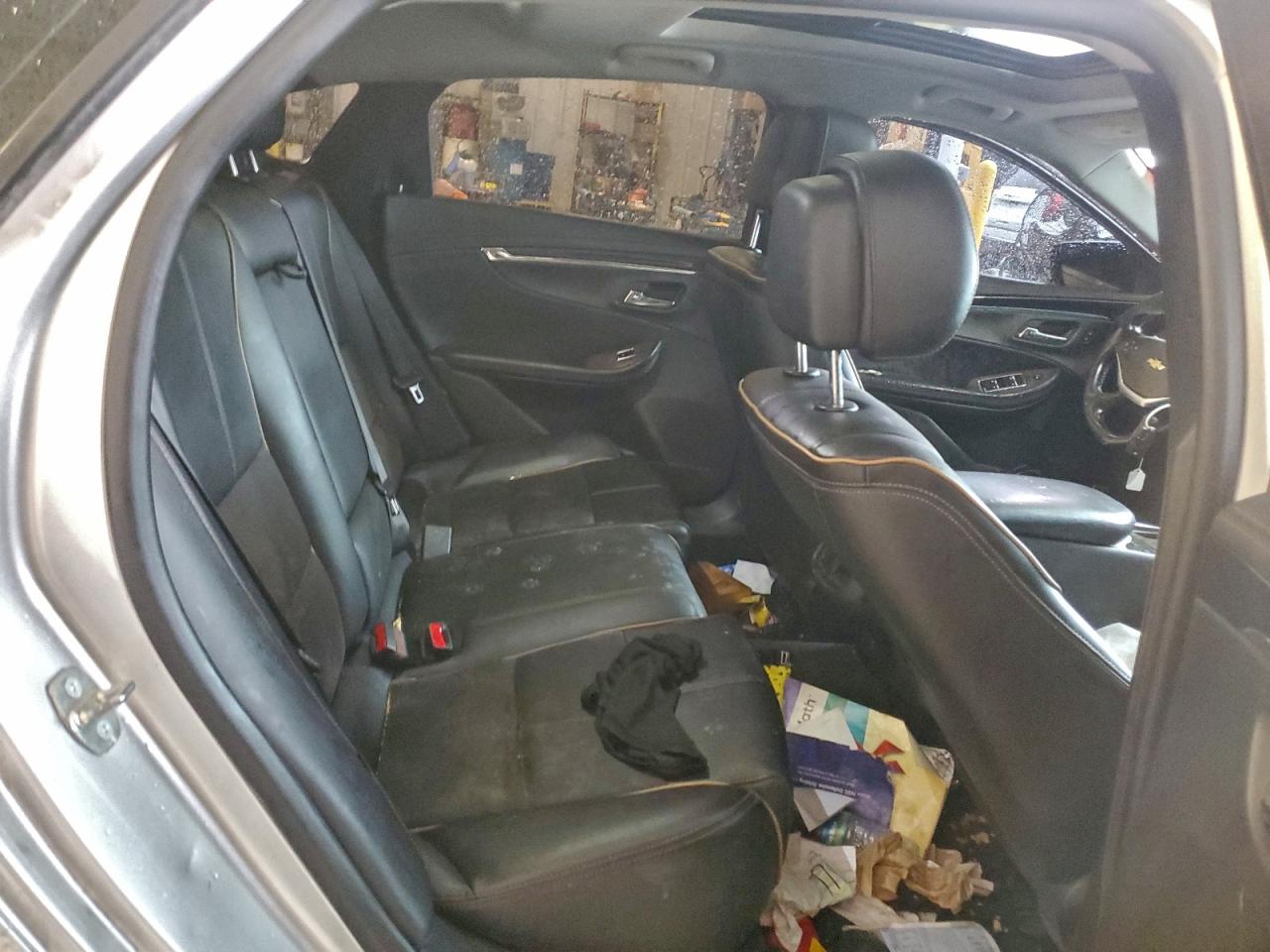 Chevrolet Impala Lt Image 5