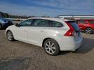 Volvo V60 T5 Platinum Image 3