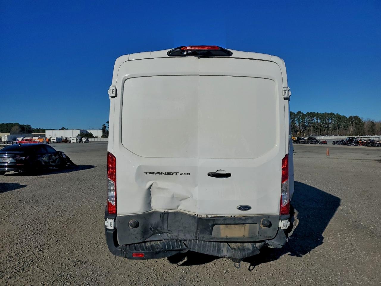 Ford Transit T-250 Image 7