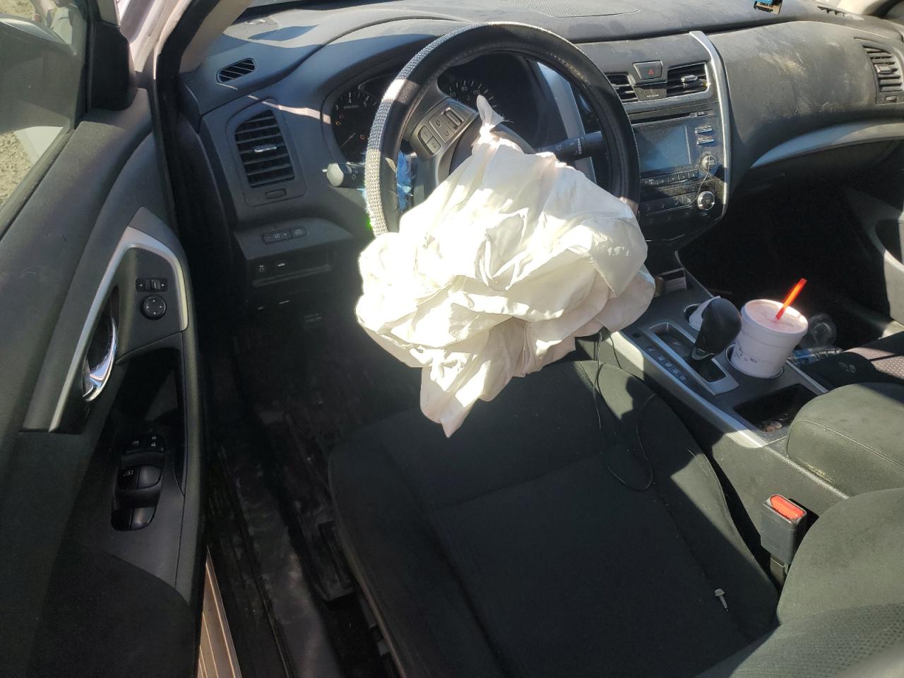 Nissan Altima 2.5 Image 11