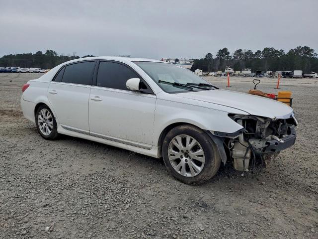 Toyota Avalon Base Image 5