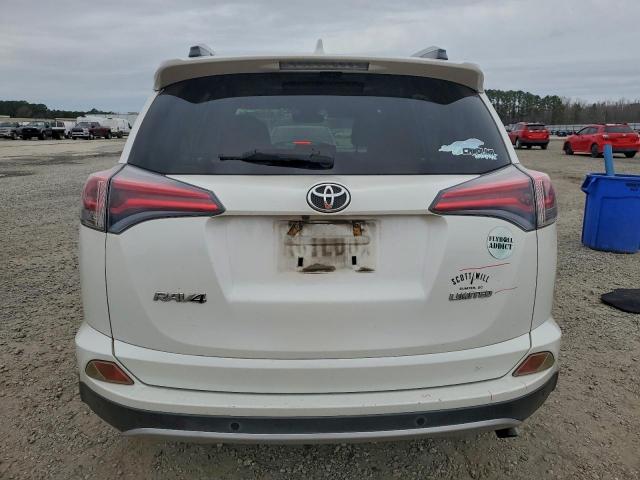 Toyota RAV4 Limited Image 4