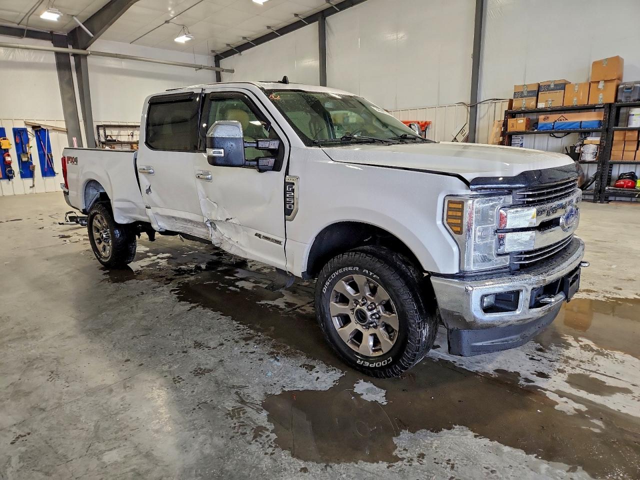 Ford F-250 Super Duty Image 11