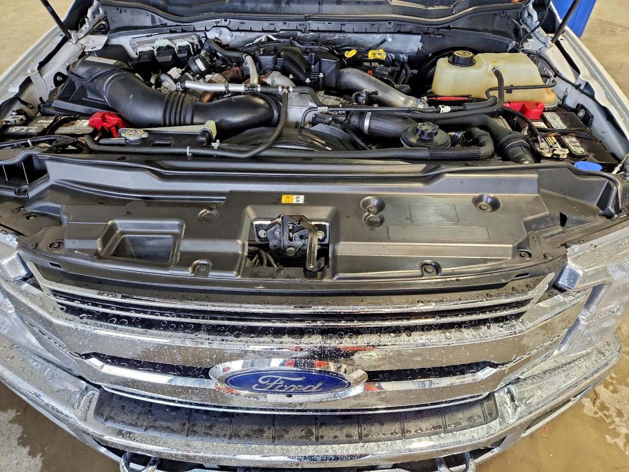 Ford F-250 Super Duty Image 13