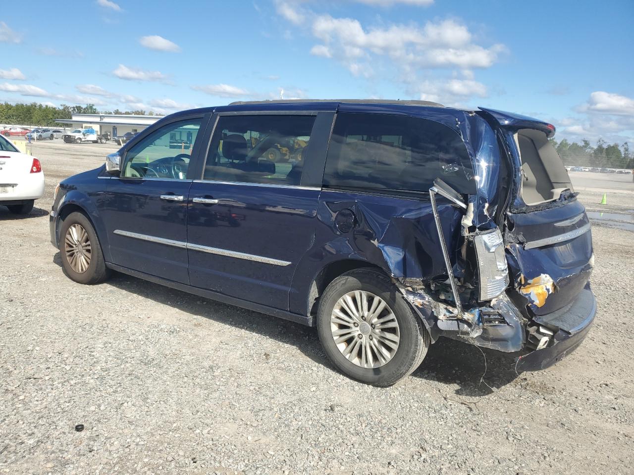 Chrysler Minivan Touring L Image 8