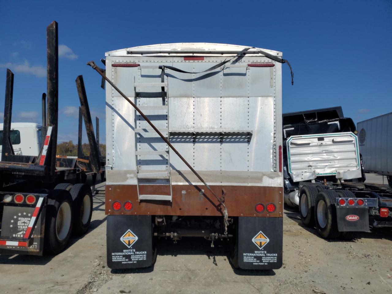 Wilson Trailer Image 7