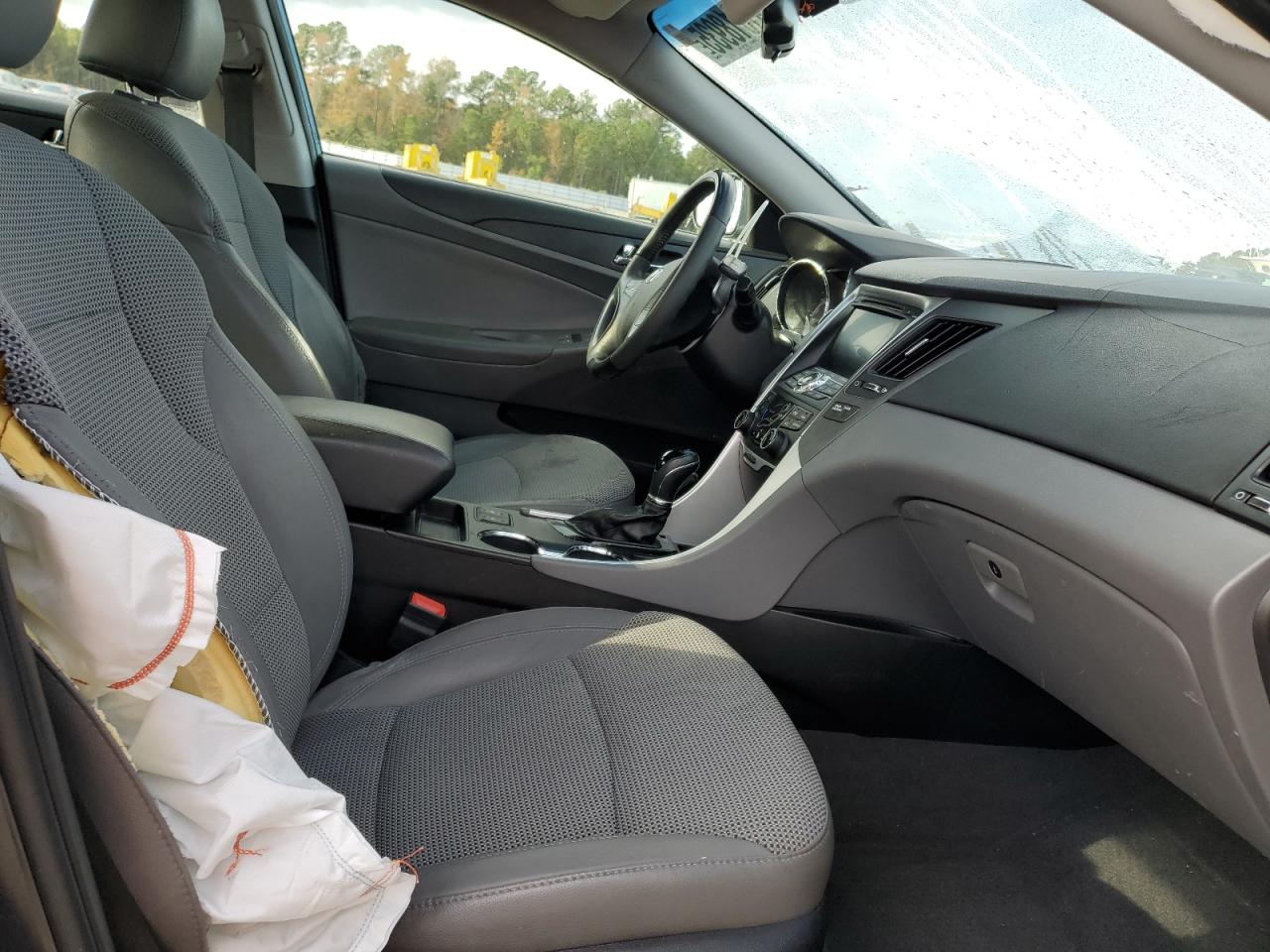 Hyundai SONATA Se Image 10