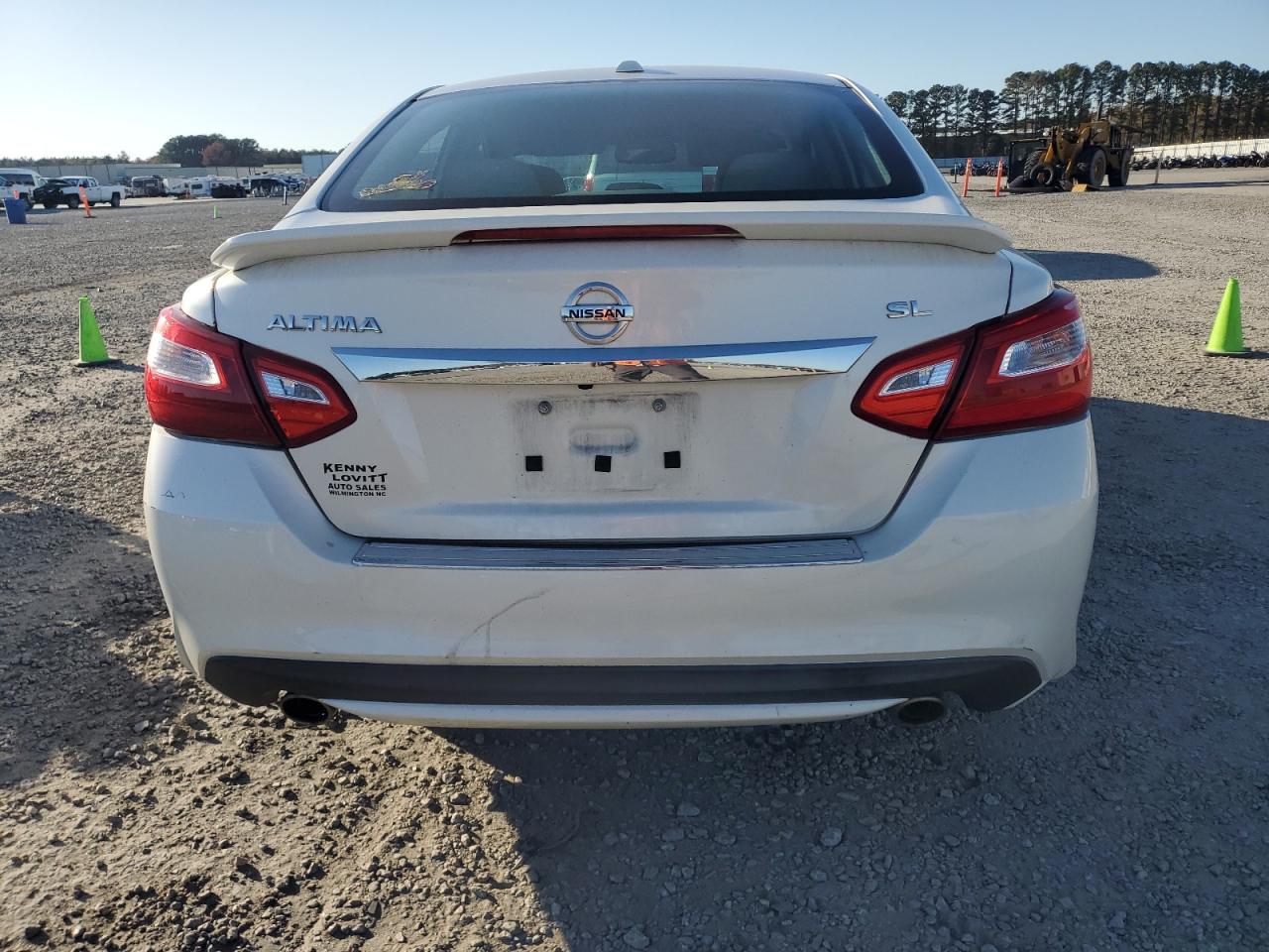 Nissan Altima 2.5 Image 5