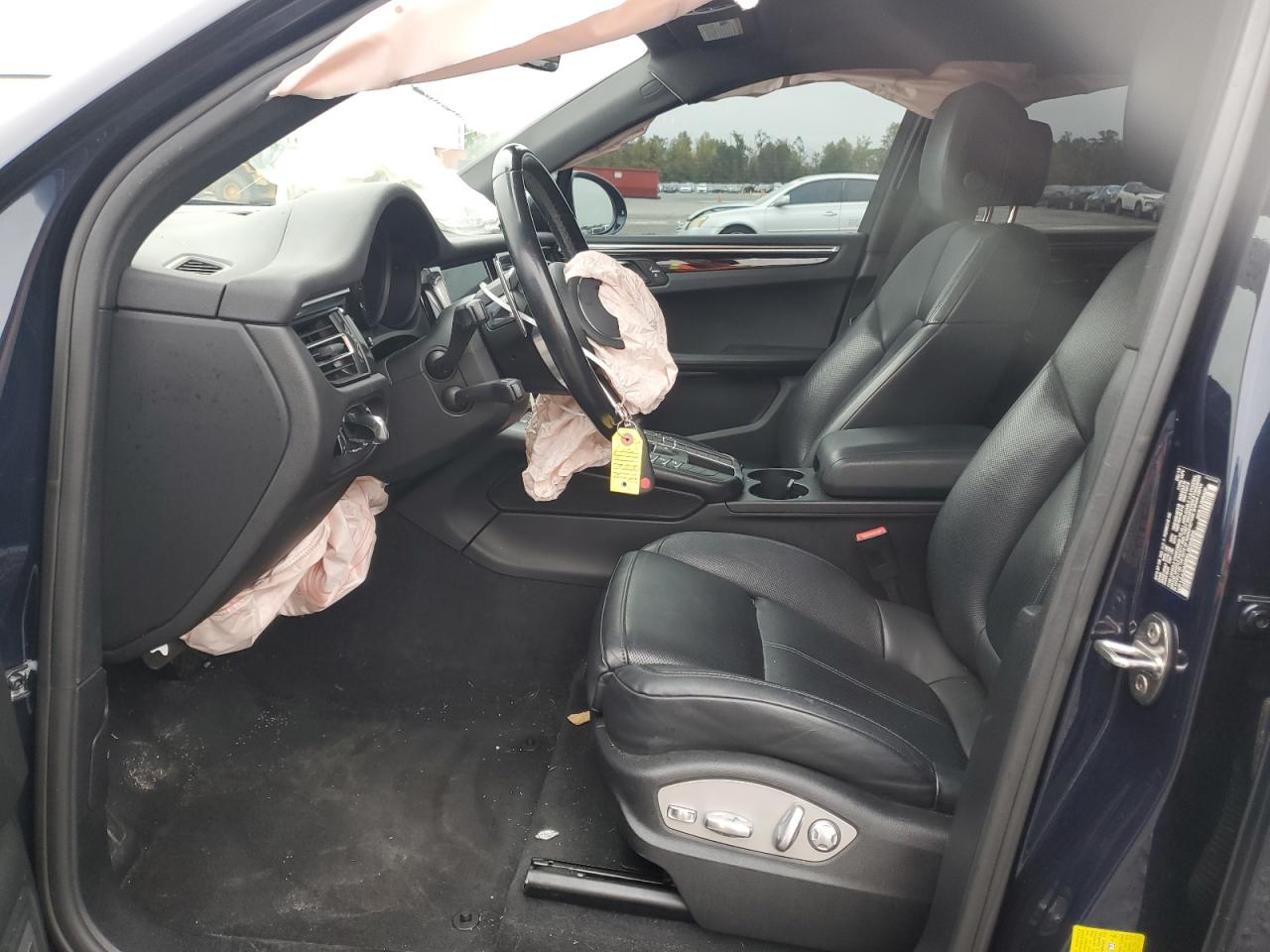 Porsche Macan Image 3