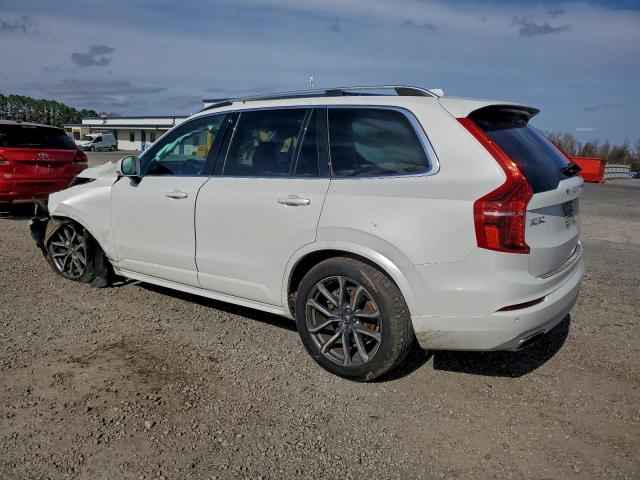 Volvo XC90 T6 Momentum Image 2
