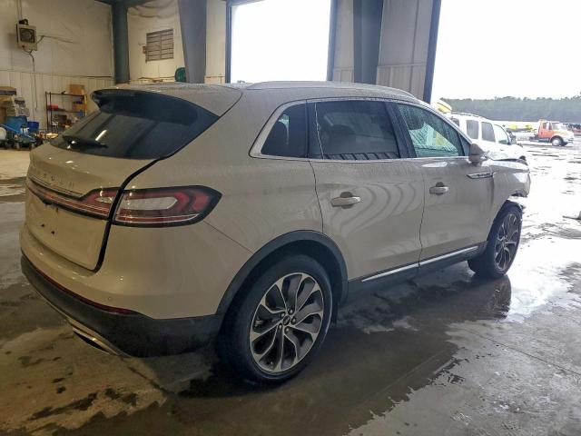 Lincoln Nautilus Reserve Image 2