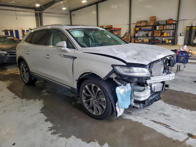 Lincoln Nautilus Reserve Image 8