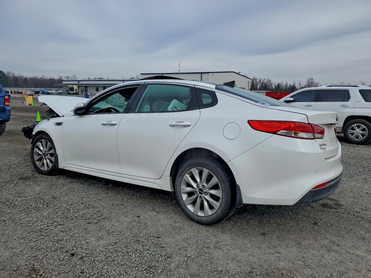 Kia Optima Ex Image 2