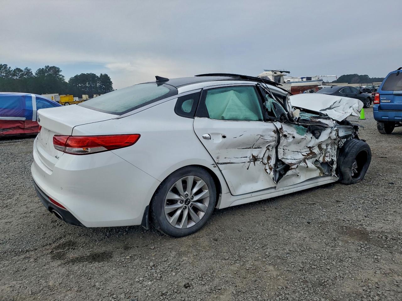 Kia Optima Ex Image 9