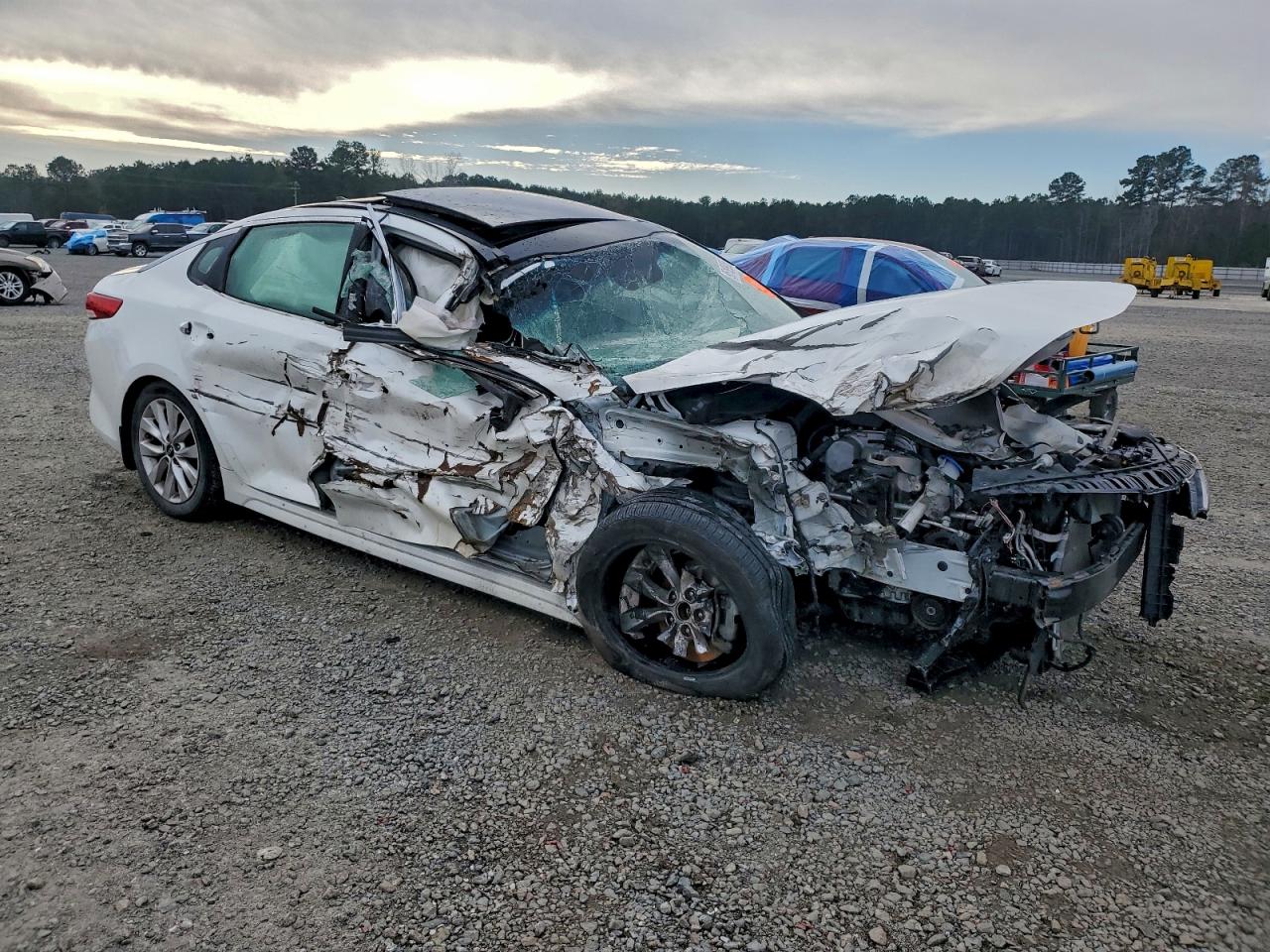 Kia Optima Ex Image 3