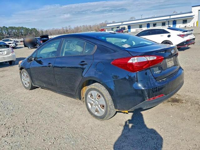 Kia Forte Lx Image 3