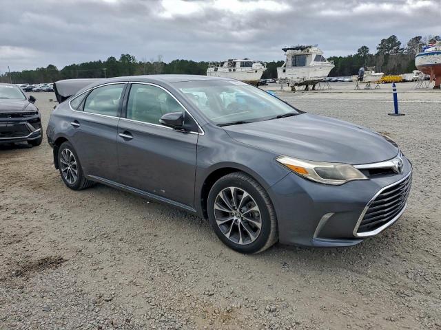 Toyota Avalon Xle Image 7