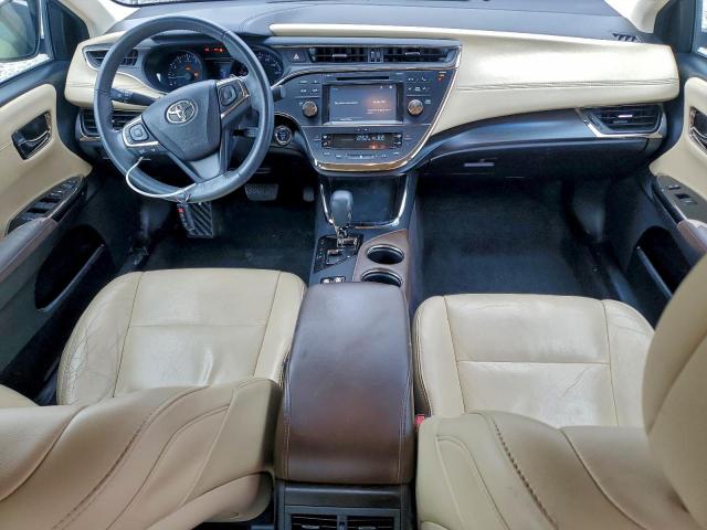 Toyota Avalon Xle Image 2