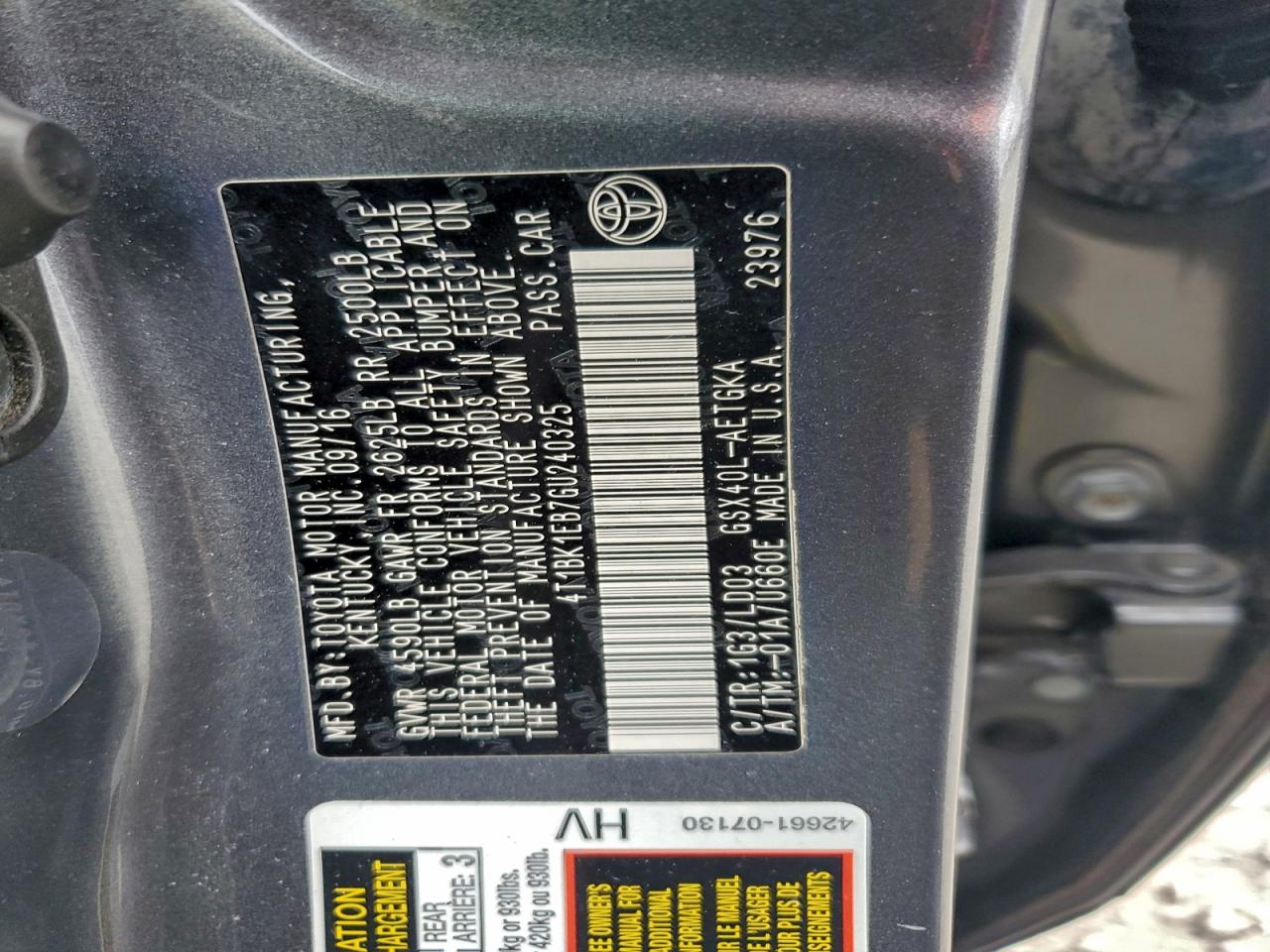 Toyota Avalon Xle Image 3