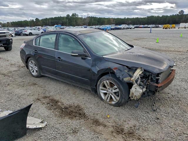 Nissan Altima Sr Image 11