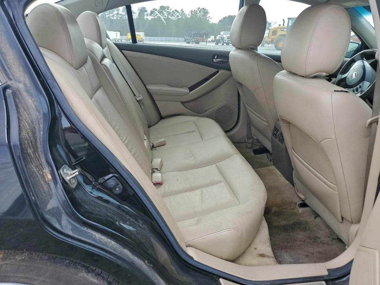 Nissan Altima Sr Image 12