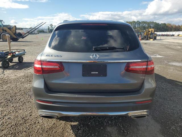 Mercedes-Benz GLC 300 Image 10