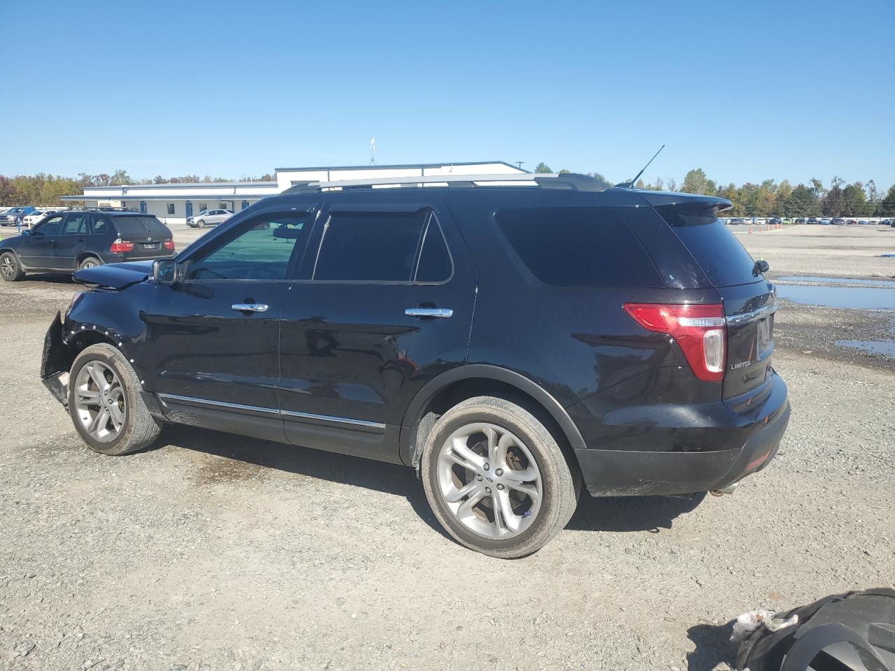 Ford Explorer Limited Image 10