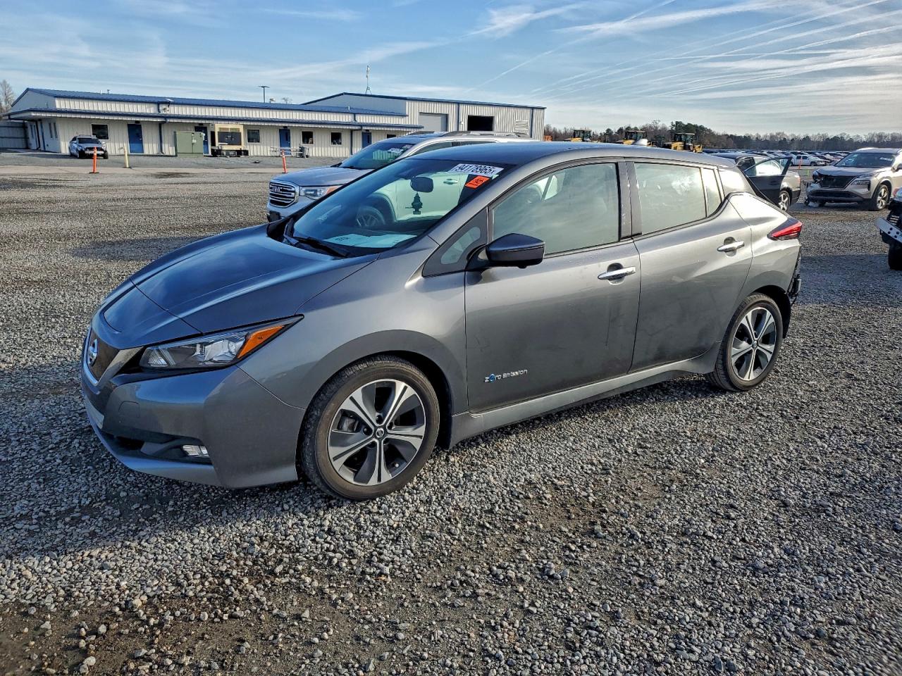 Nissan LEAF S Image 1