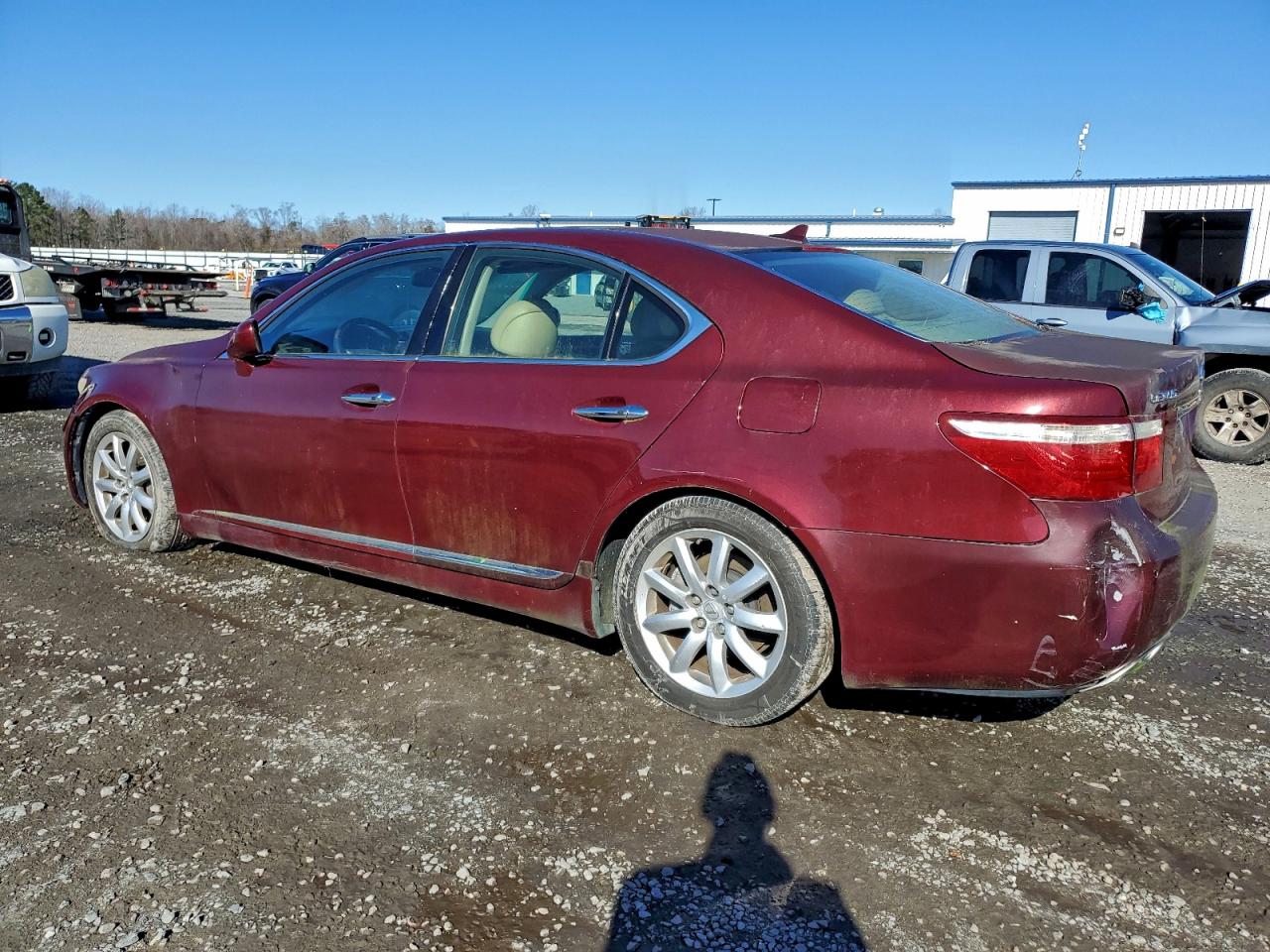 Lexus LS 460 Image 2