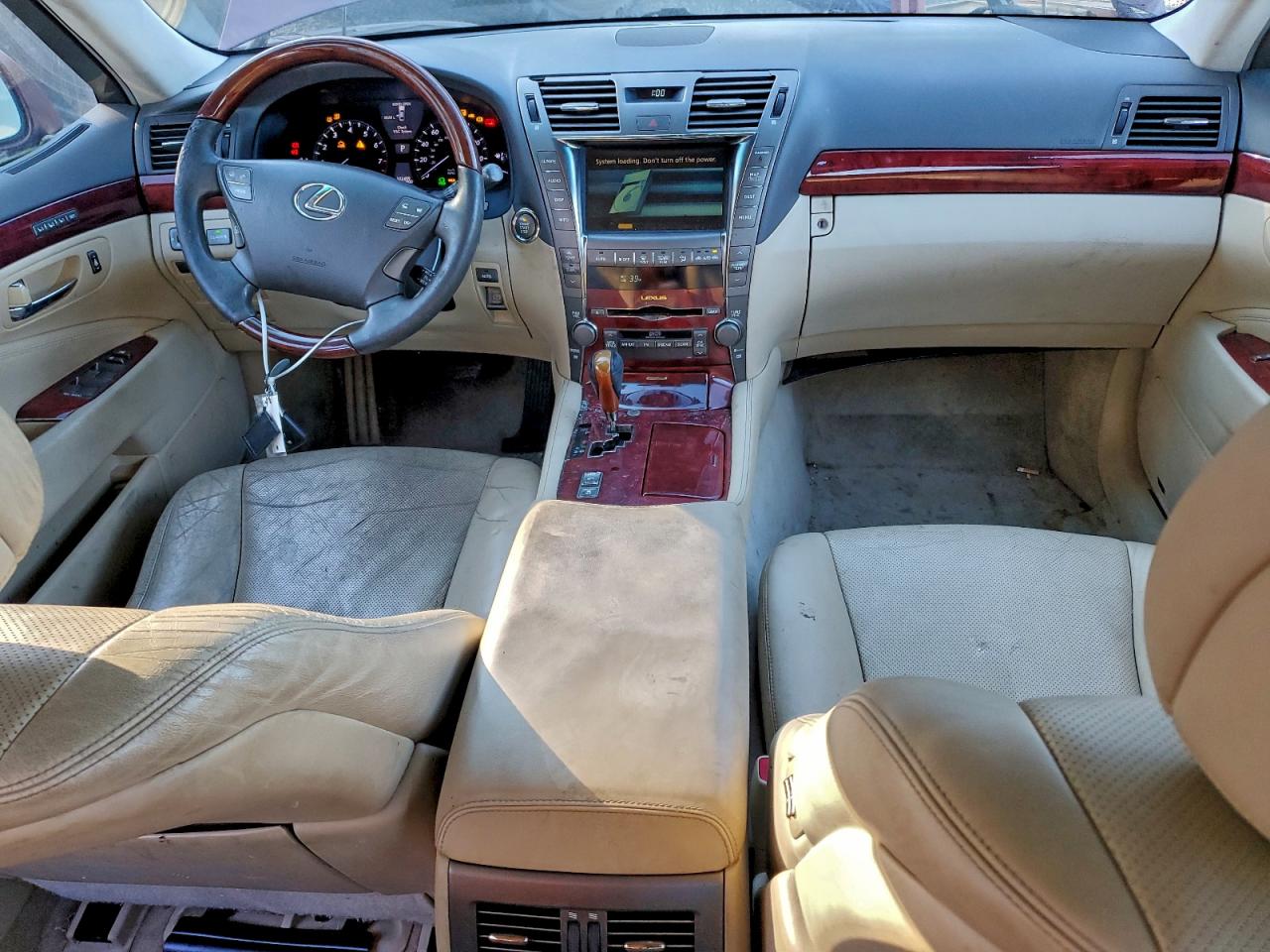 Lexus LS 460 Image 11