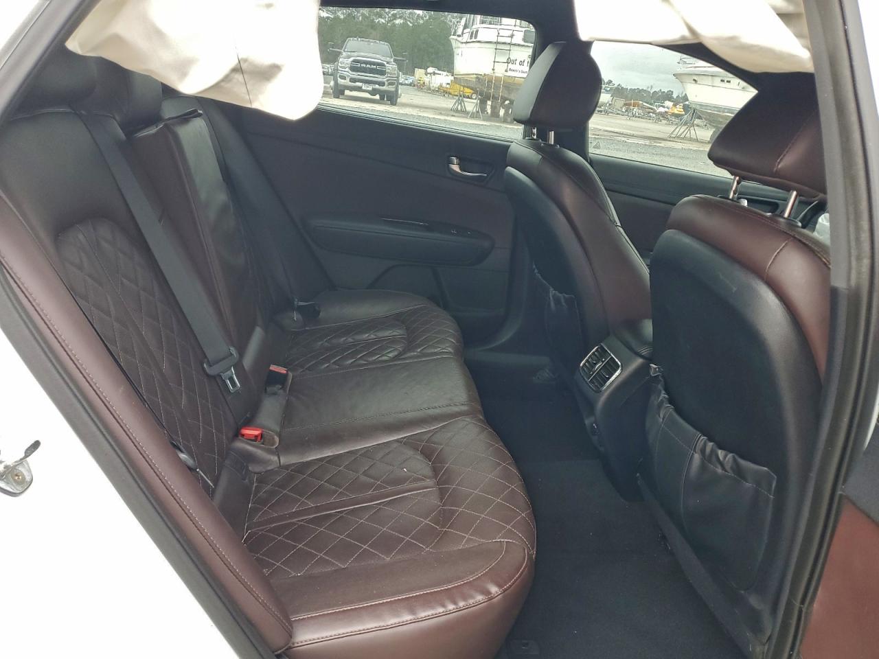 Kia Optima Sxl Image 8