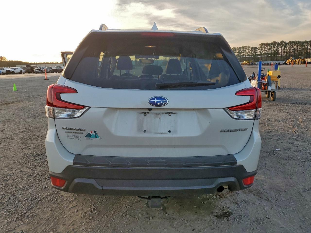 Subaru Forester Premium Image 2