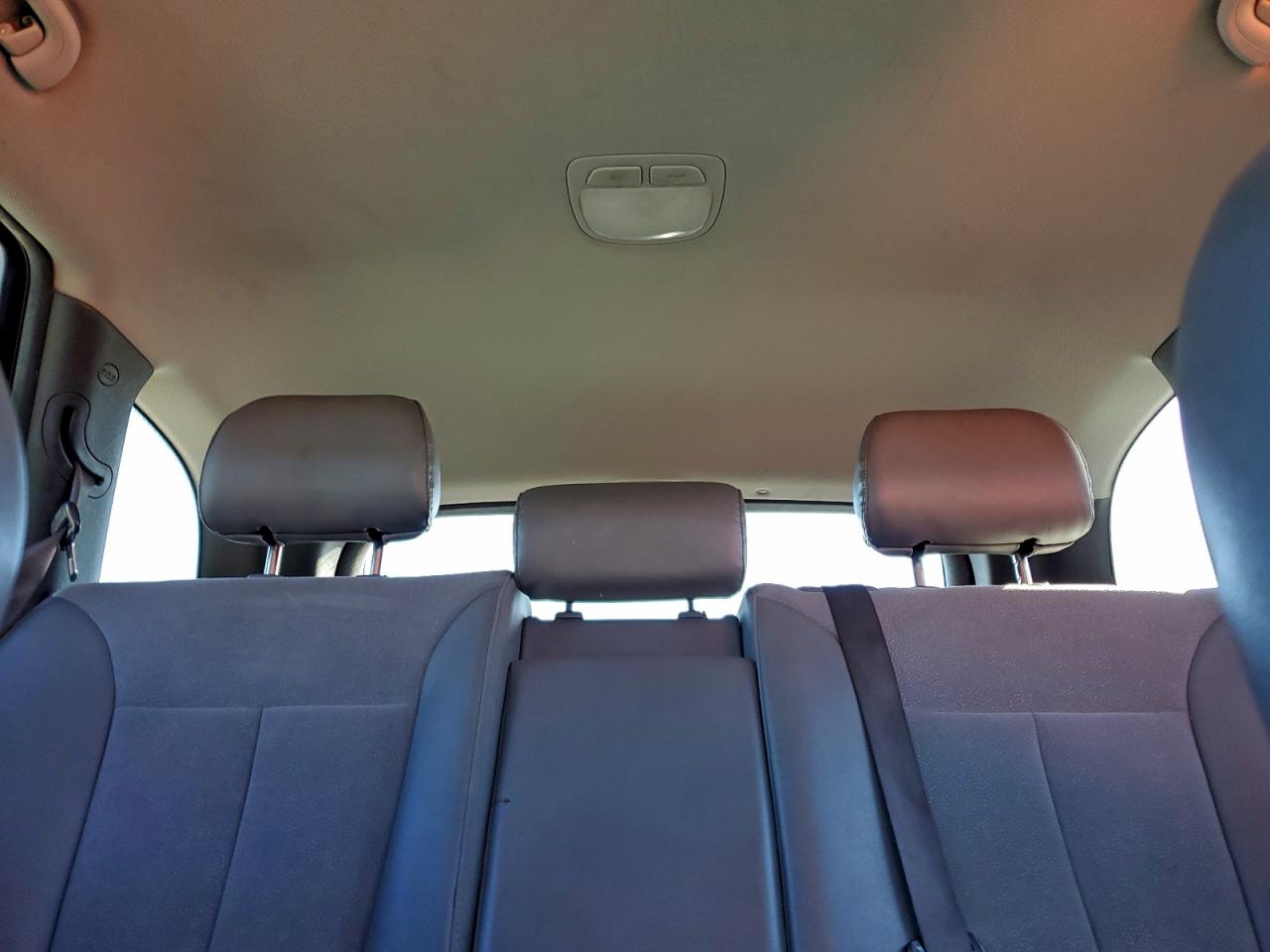 Hyundai SANTA FE Se Image 6