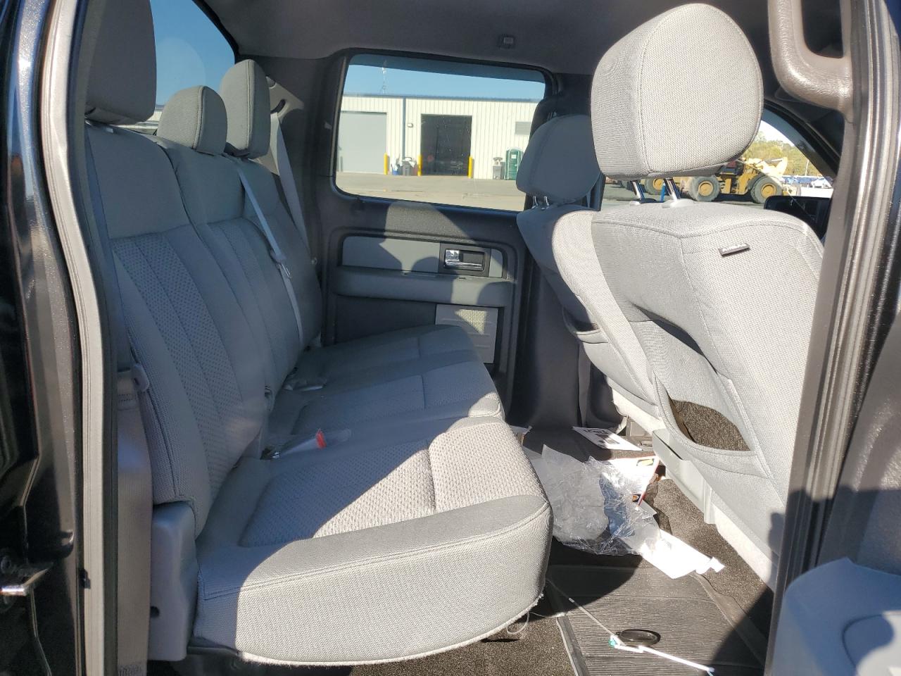 Ford F-150 Supercrew Image 10