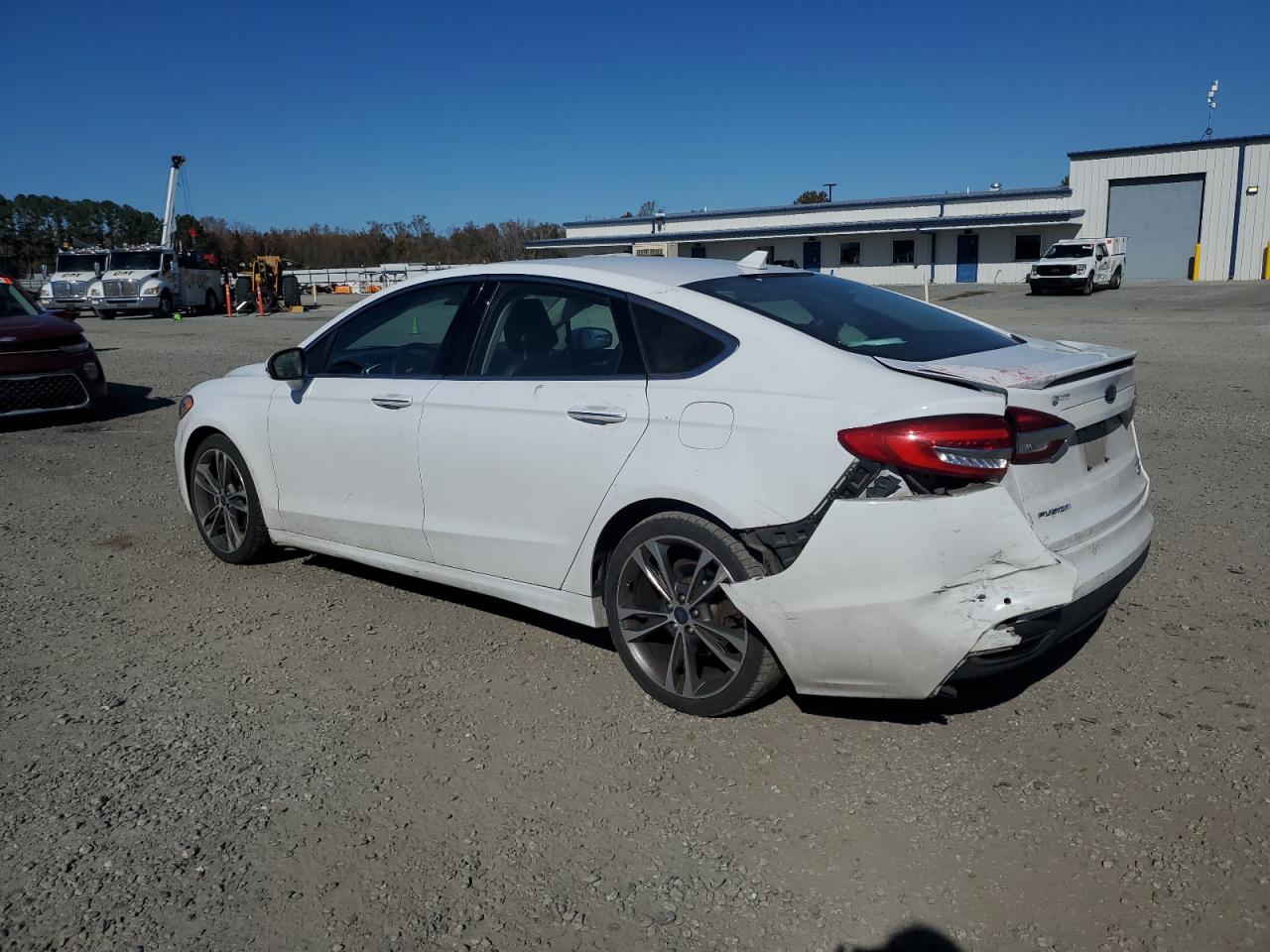 Ford Fusion Titanium Image 2