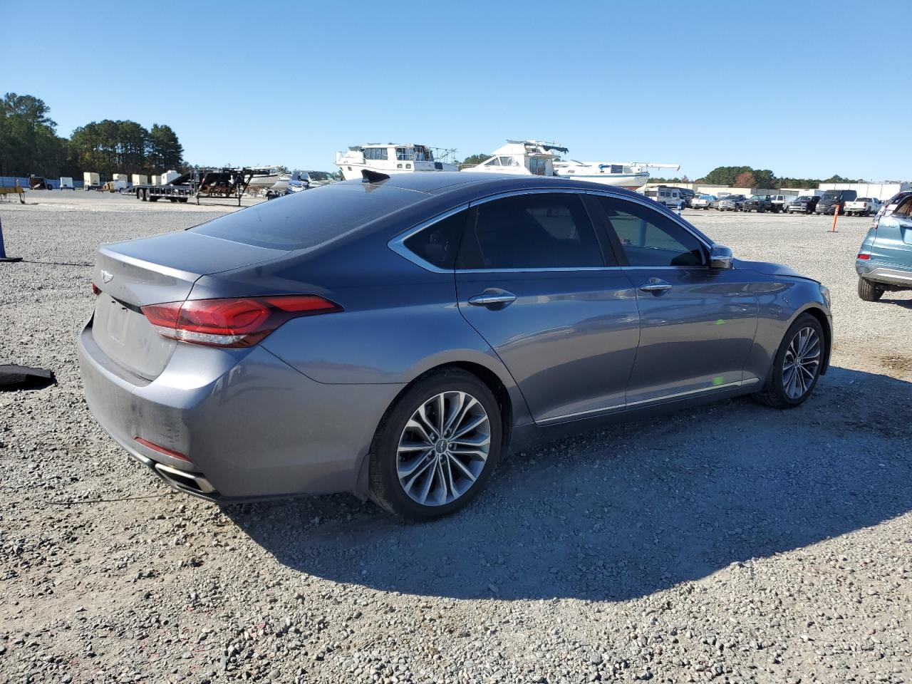 Hyundai Genesis 3.8l Image 5
