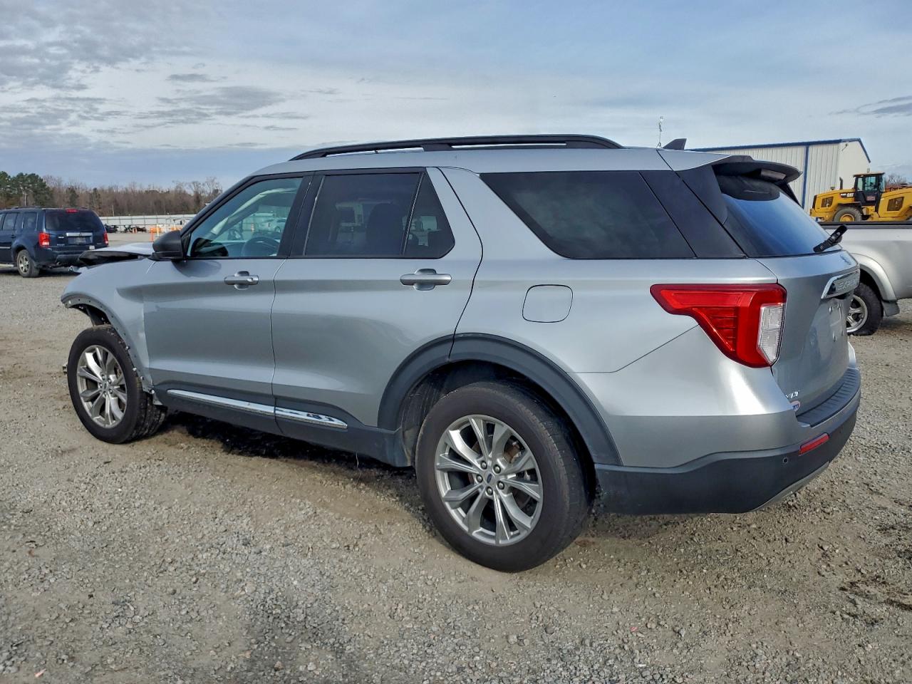 Ford Explorer Xlt Image 6