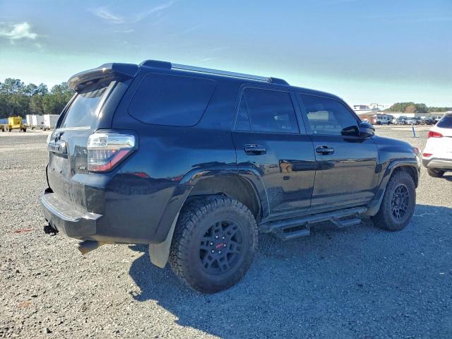 Toyota 4Runner Sr5 Image 3