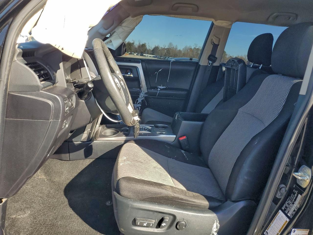 Toyota 4Runner Sr5 Image 7