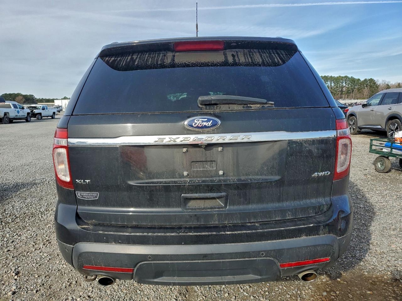Ford Explorer Xlt Image 10