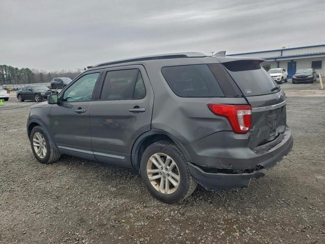 Ford Explorer Xlt Image 5